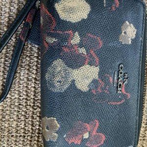 Coach wallet wristlet black floral